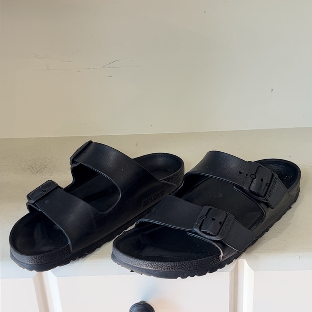 Birkenstock Black Arizona EVA Waterproof Sandals Size Women’s 9, Men’s 7